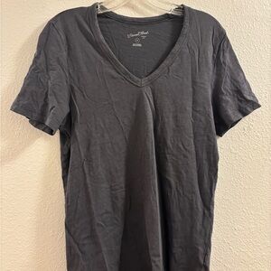 Universal Thread Gray V-Neck Short Sleeve Tee